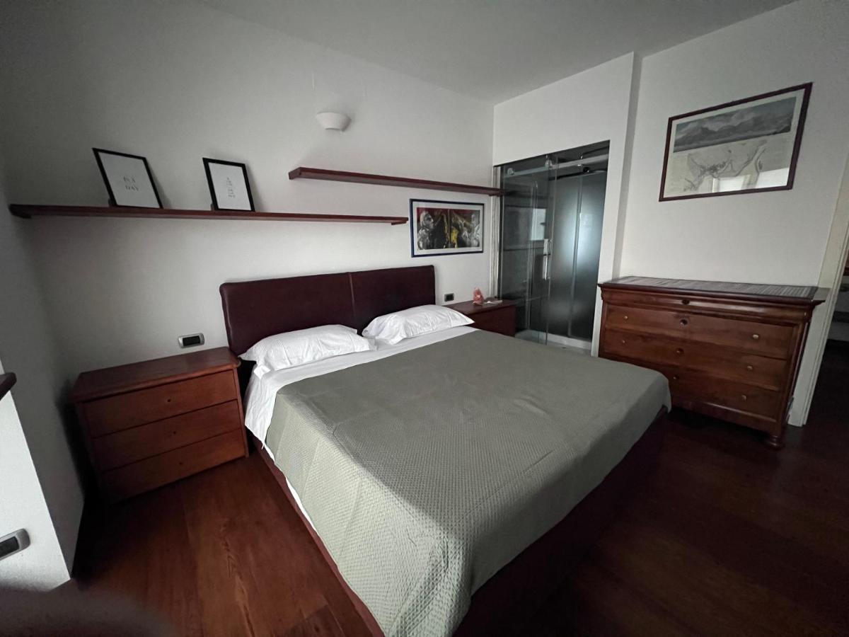 Casa Vacanze Attico Sul Lago Di Lecco, A Due Passi Dal Centro Con Posto Auto Dış mekan fotoğraf