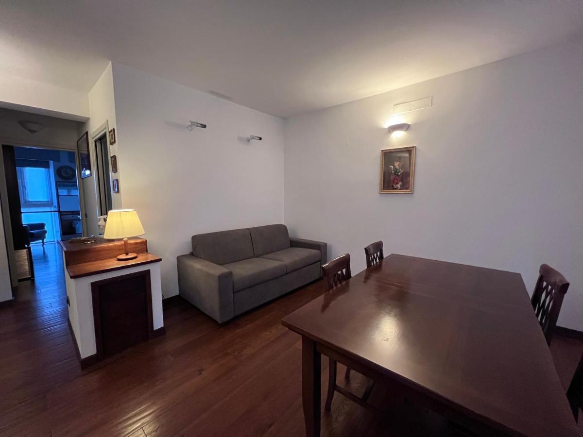 Casa Vacanze Attico Sul Lago Di Lecco, A Due Passi Dal Centro Con Posto Auto Dış mekan fotoğraf